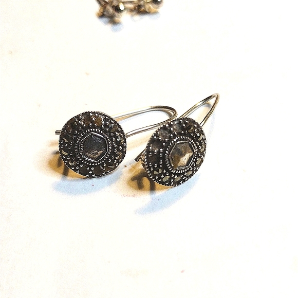 2 PAIRS OF MARCASITE & STERLING EARRINGS 1" LONG & TINY BUTTON - Picture 2 of 4